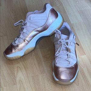 Jordan Women's Sneakers in Rose Gold and White